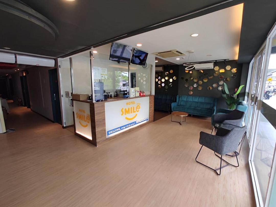 Smile Hotel C180 Cheras Selatan Eksteriør bilde